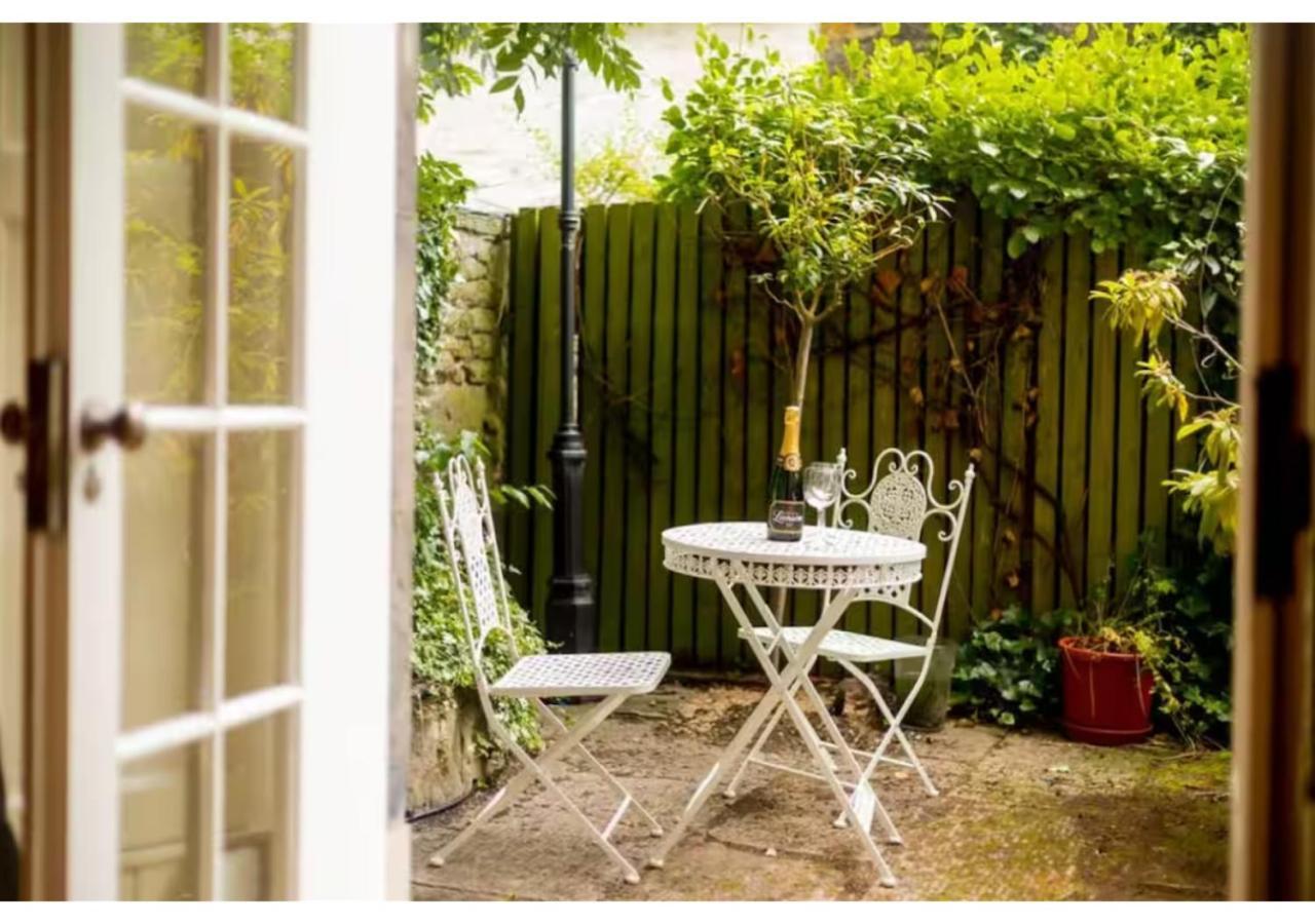 Joivy Boutique Apt With Patio In New Town Эдинбург Экстерьер фото